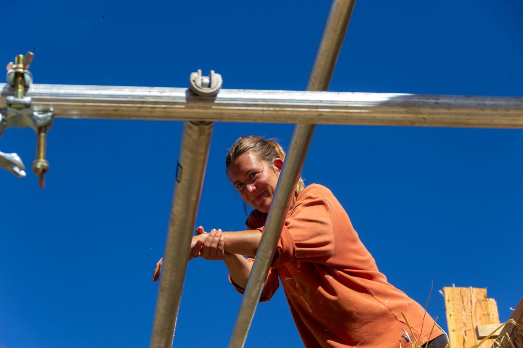 straw bale house building